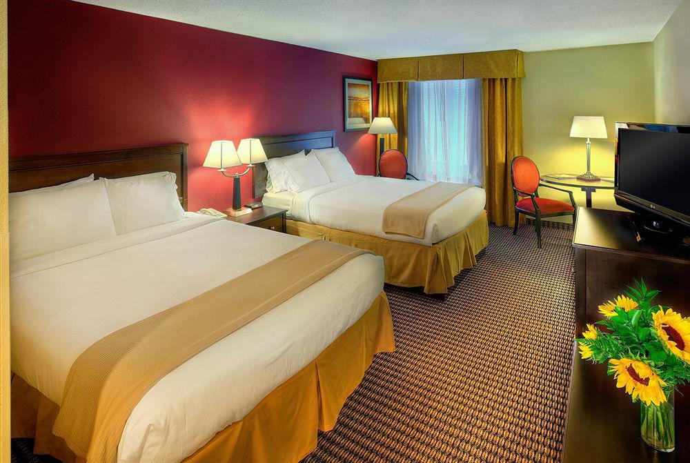 Holiday Inn Express Charleston Us Highway 17 & I-526 By Ihg Eksteriør bilde
