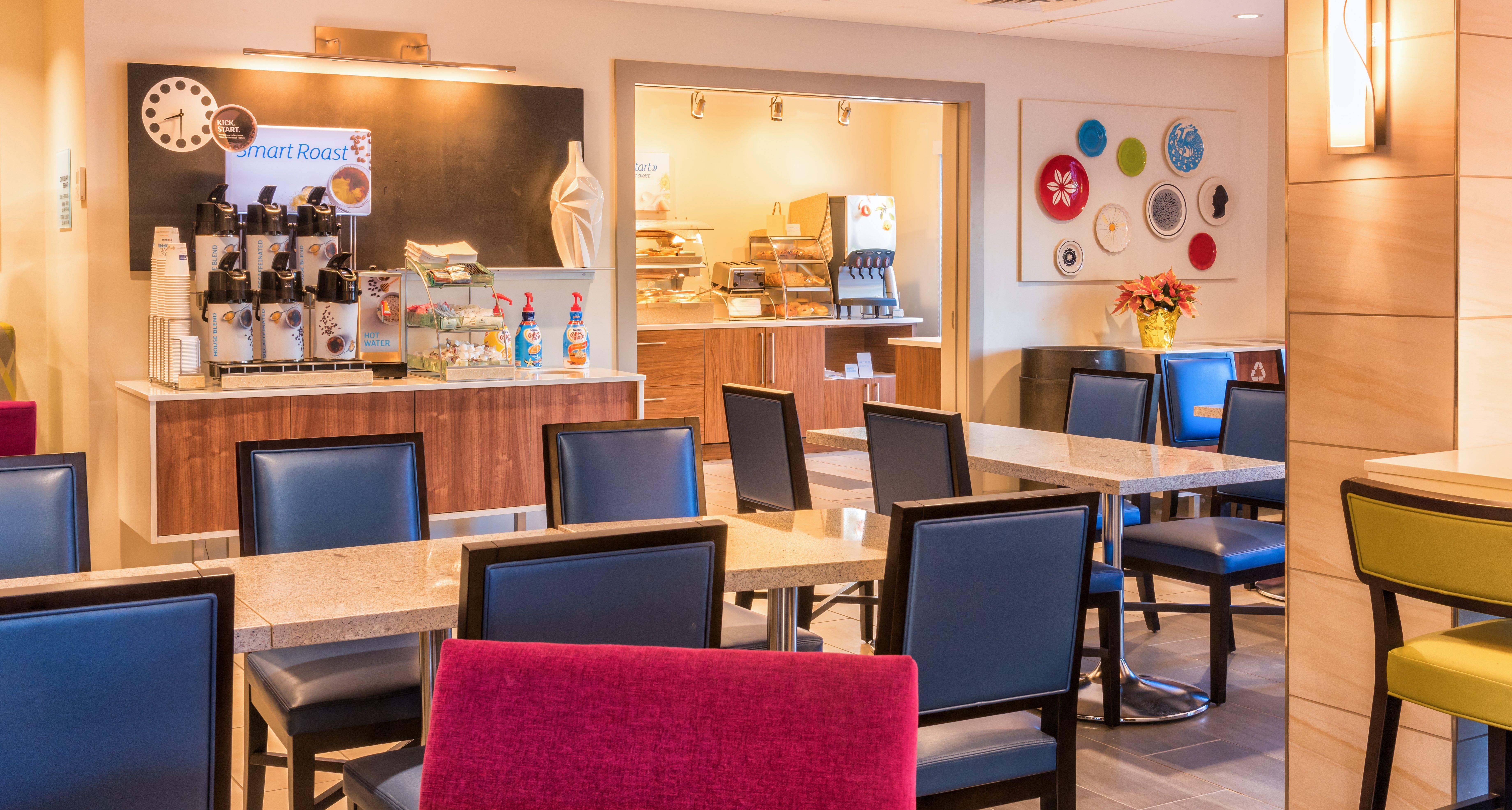 Holiday Inn Express Charleston Us Highway 17 & I-526 By Ihg Eksteriør bilde