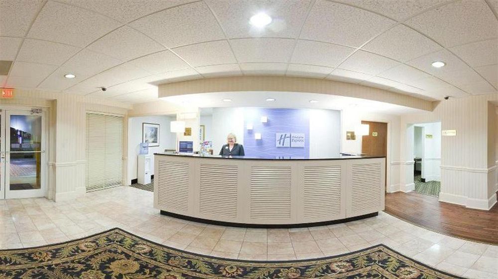 Holiday Inn Express Charleston Us Highway 17 & I-526 By Ihg Eksteriør bilde