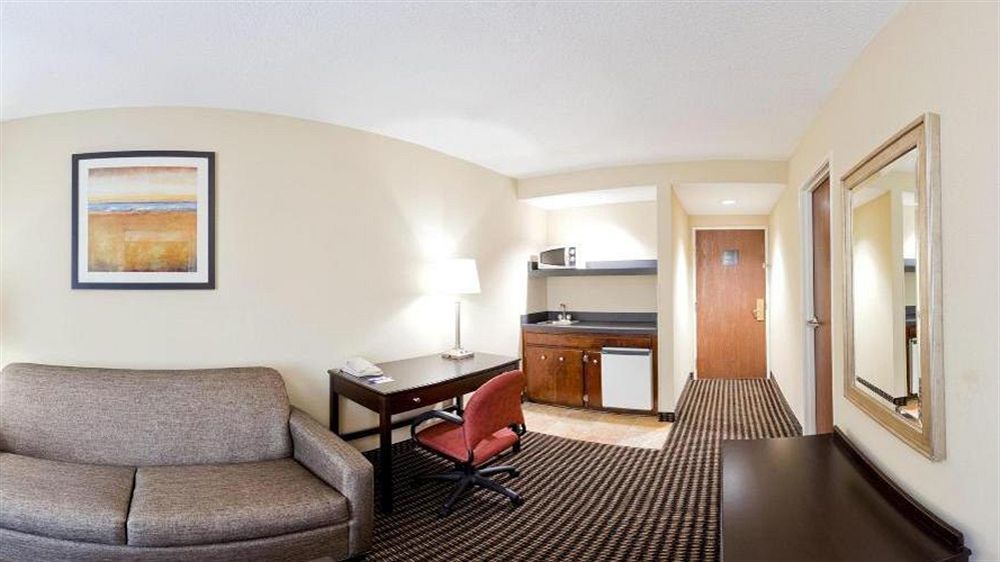 Holiday Inn Express Charleston Us Highway 17 & I-526 By Ihg Eksteriør bilde